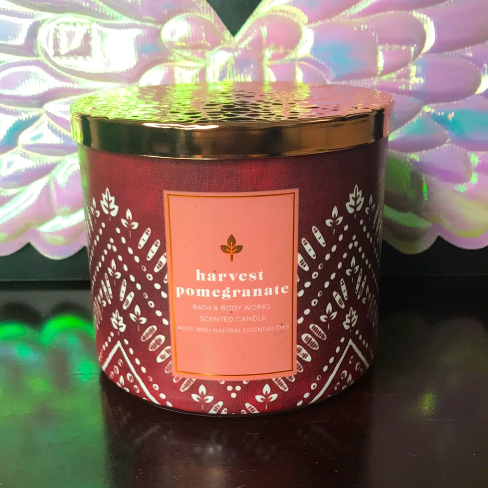 Bath And Body Works 3 wick candle Harvest Pomegranate